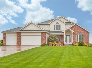 55 W Mustang Rd, Cedar Rapids, IA 52411