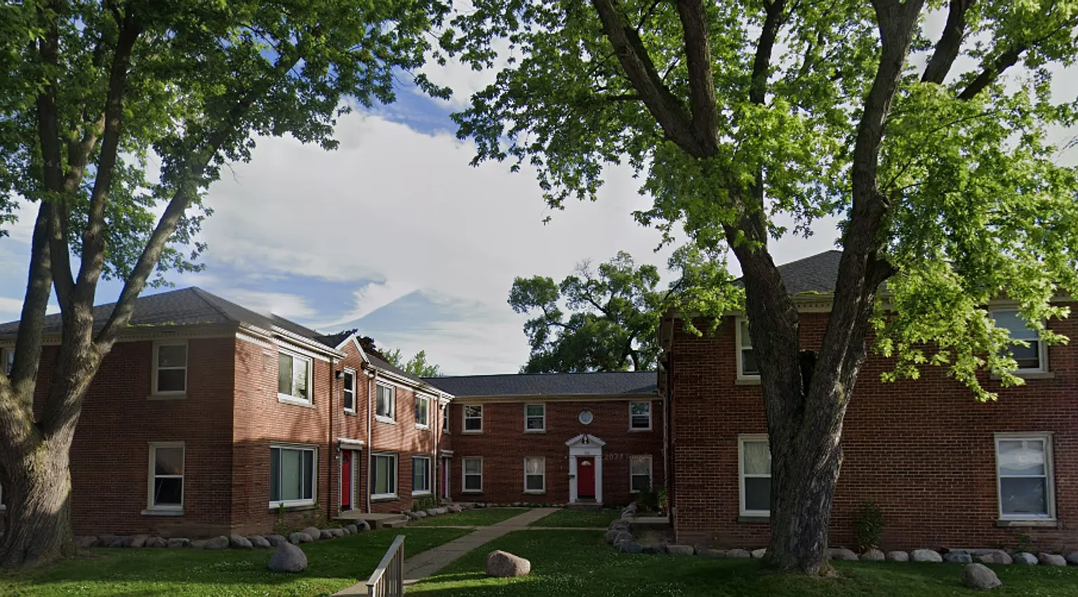 7222 W. Burleigh St. — Photo 1