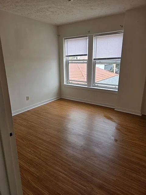 1 bed, 450 sqft, $925 — Photo 4