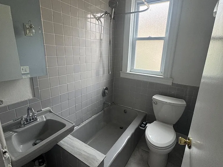 179 Ray St #2F — Photo 13