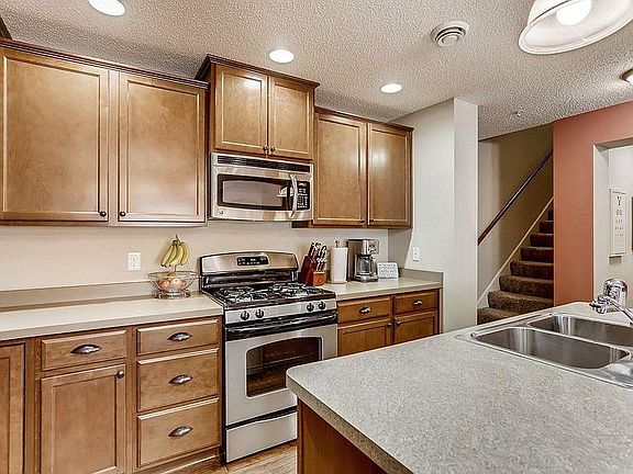 4th image of 3536 White Pine Way