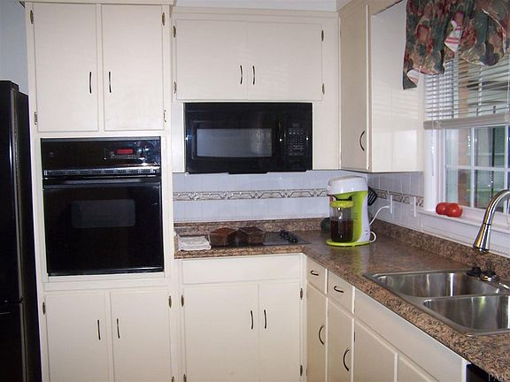 2nd image of 641 Whitney Dr