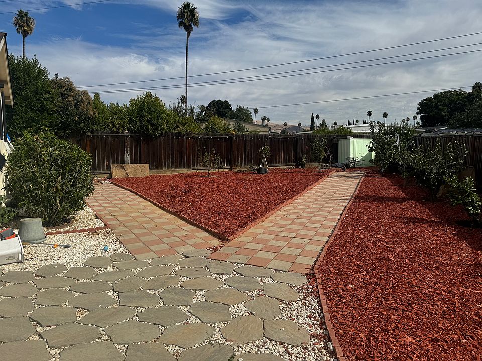 1st image of 146 Lily Blossom Ct