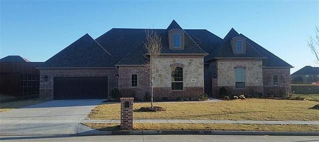 1st image of 640 Sunbury Ln