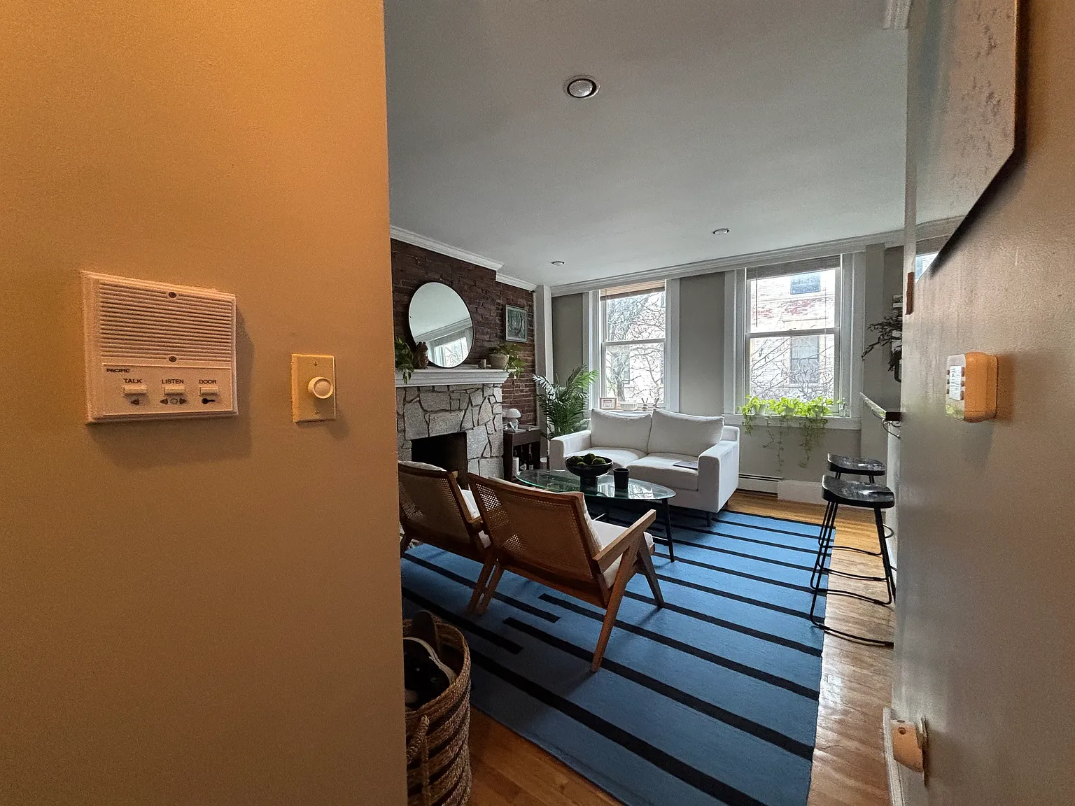 2 bed, 99999 sqft, $4,150 — Photo 4