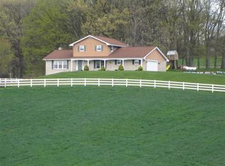 1860 Texter Mountain Rd, Reinholds, PA 17569