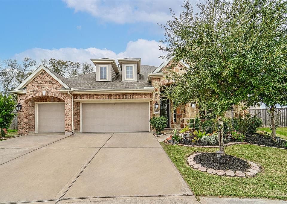 1st image of 7906 Cedar Hawk Lane