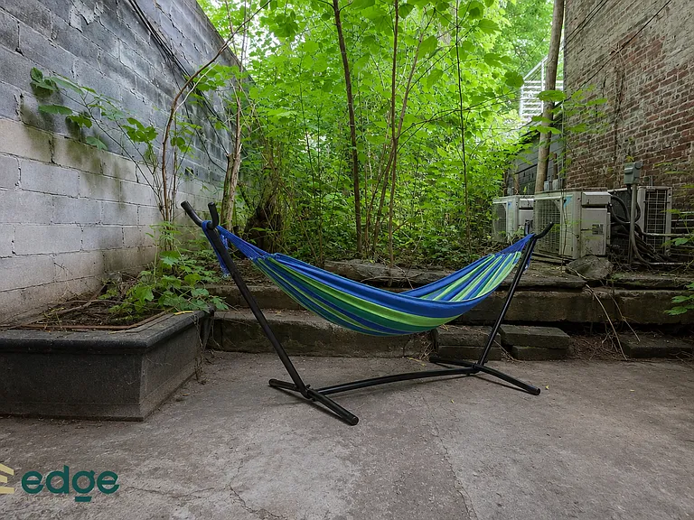 1002 Halsey St #1A — Photo 7