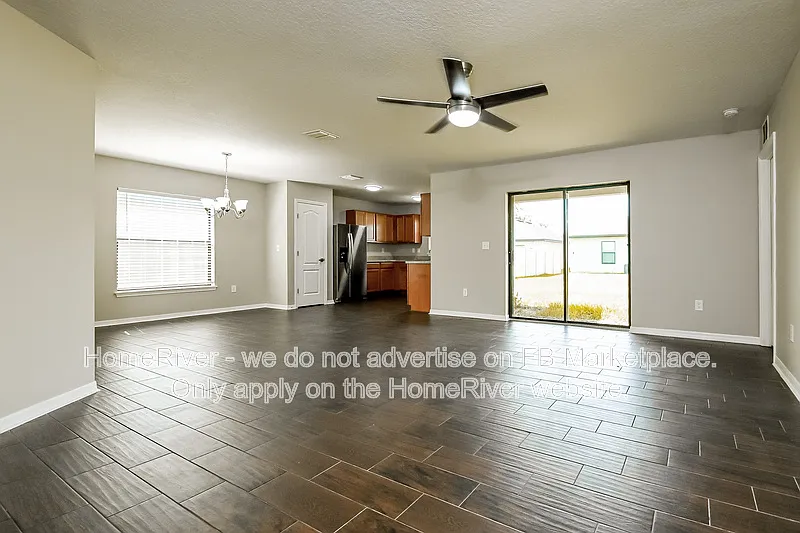 3 bed, 2.0 bath, 1629 sqft, $2,125 — Photo 4