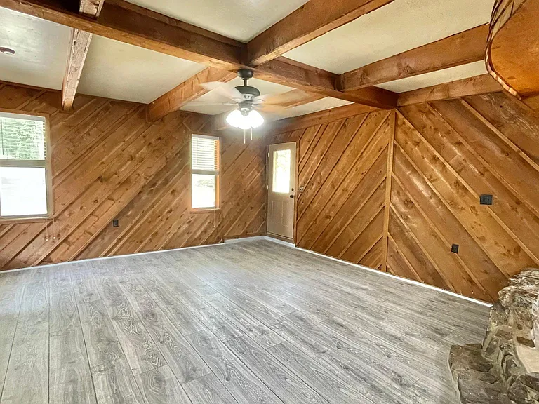 3019 Huffman Rd — Photo 17