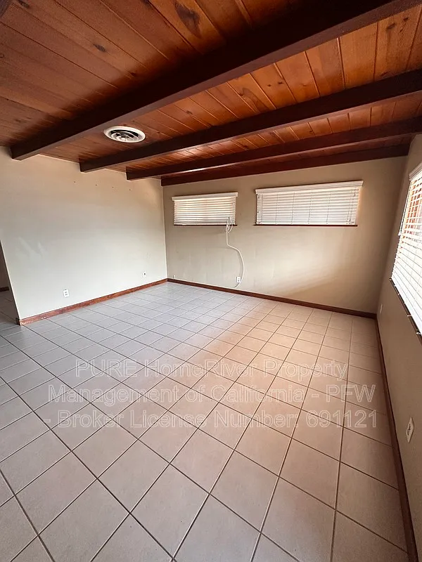 2 bed, 1.0 bath, 850 sqft, $2,295 — Photo 3