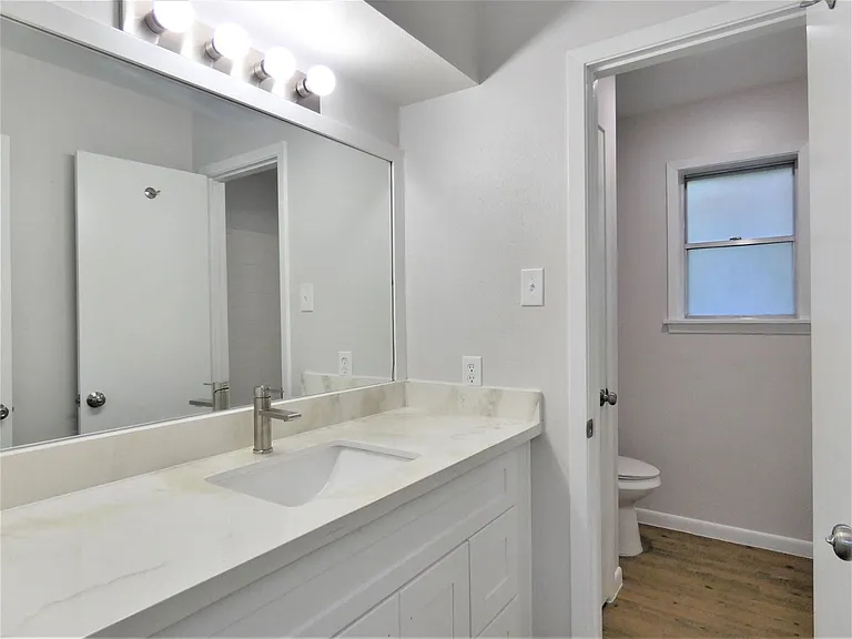 604 Golfview Dr — Photo 33