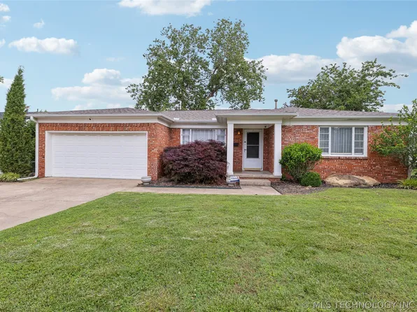 5733 E 21st Pl, Tulsa, OK 74114