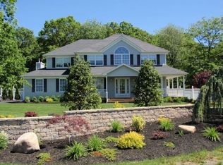 277 Rocky Point Landing Rd, Rocky Point, NY 11778