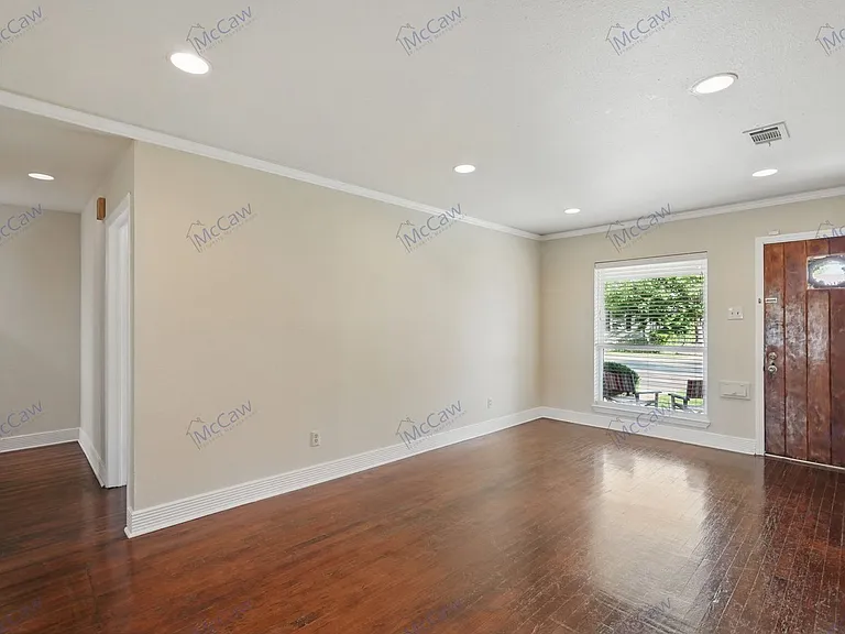 4710 Wateka Dr — Photo 3
