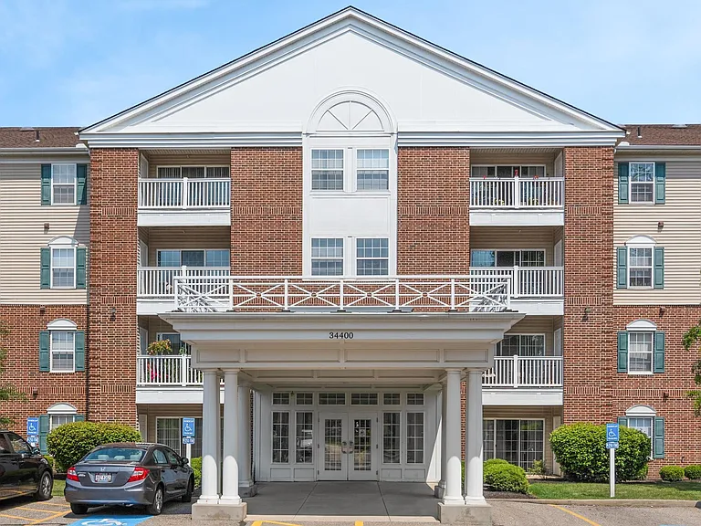 Carrington Court - Seniors 55+ — Photo 9