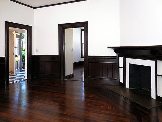 4th image of 1219 De La Vina St APT 4