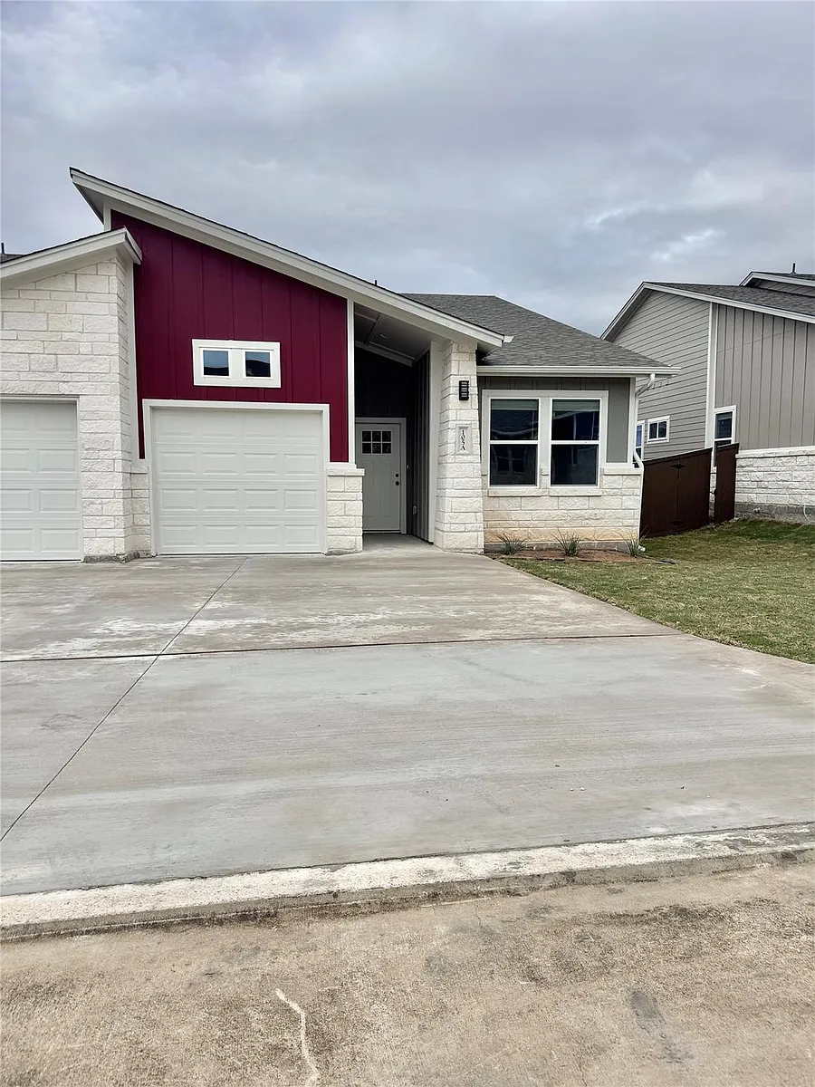 Building Photo - 105 Zayd Ct #A