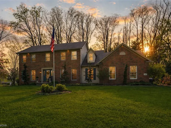 5137 Plain Center Ave NE, Canton, OH 44714