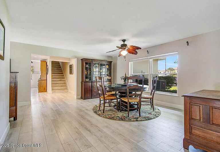250 E Central Blvd — Photo 4