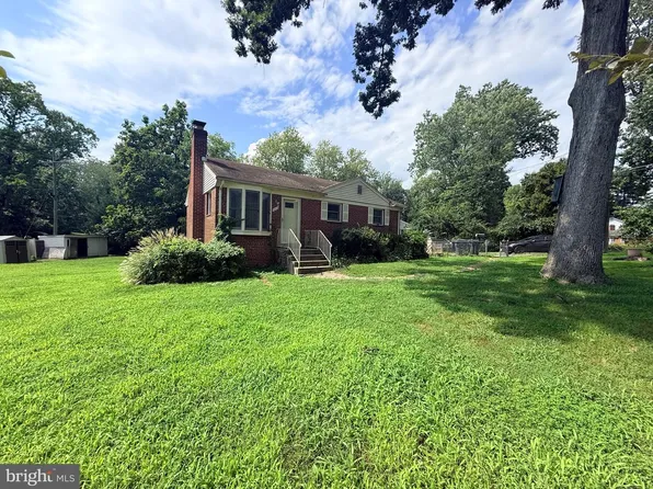 3310 Brush Dr, Falls Church, VA 22042