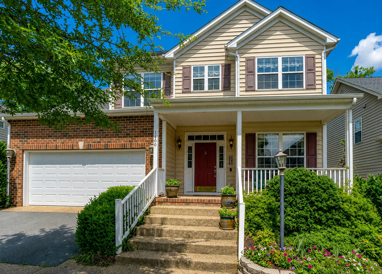 5 bed, 3.5 bath, 3475 sqft, $3,450 — Photo 1