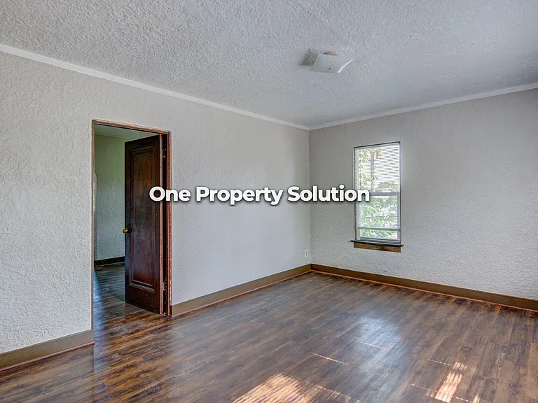 6831 Jackson Ave #4 — Photo 3