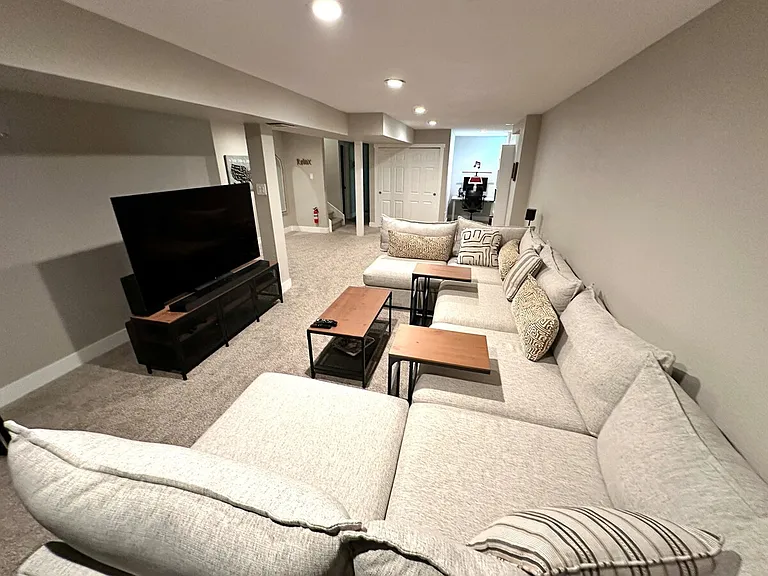 5192 Braun St — Photo 4