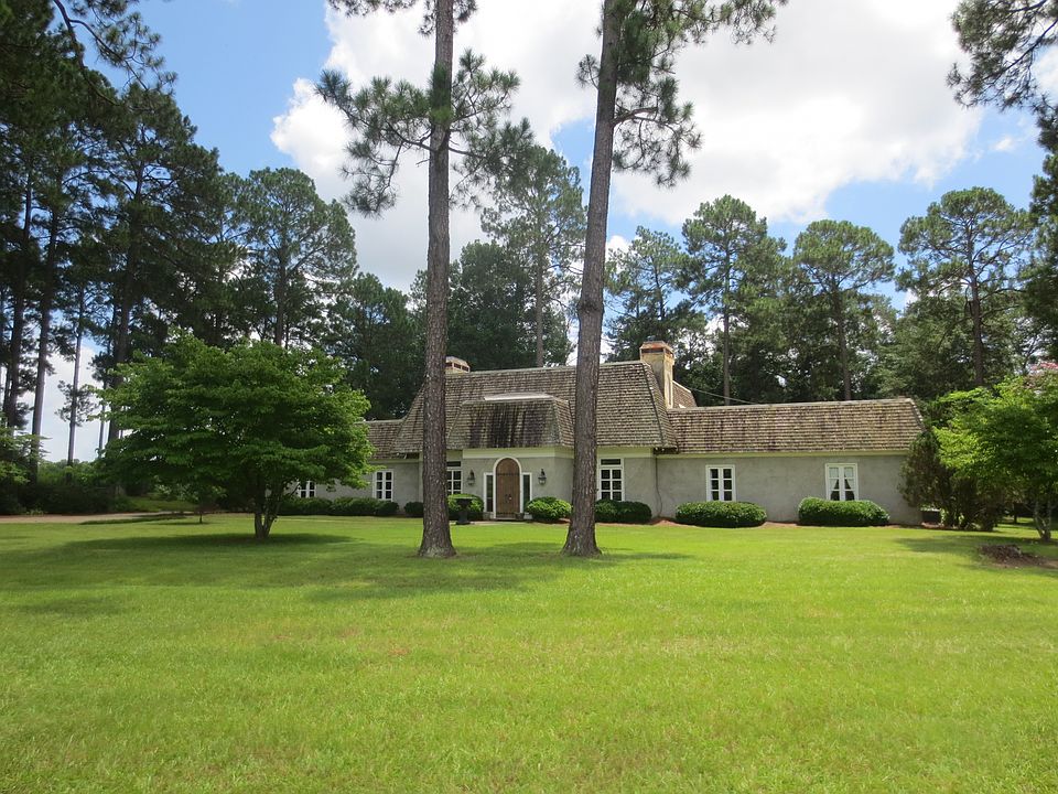 2nd image of 219 Long Dr