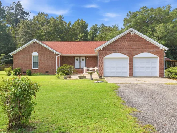 228 Jessamine Ave., Georgetown, SC 29440