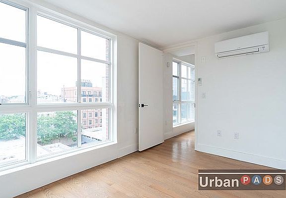 5th image of 804 Lexington Ave #6
