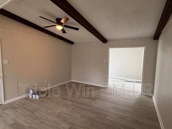 5th image of 10911 Vernon Dr