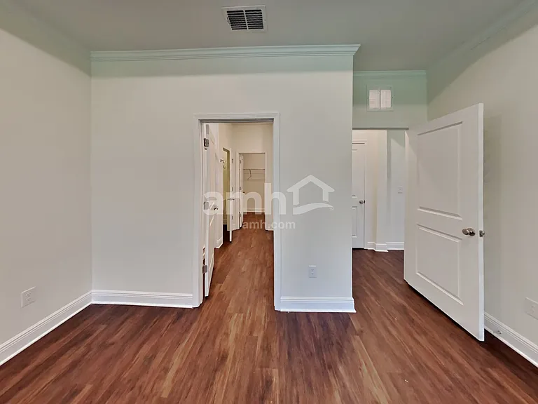 27518 Saint Andrews Ave — Photo 9