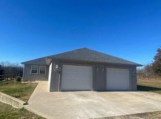 941 Highway Ad, Mountain Grove, MO 65711
