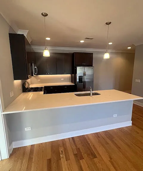 4812 W Montrose Ave #202 — Photo 1