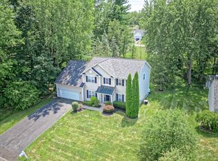 82 Jessica Ln, Niskayuna, NY 12309