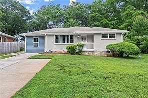 2nd image of 2756 Gresham Rd SE