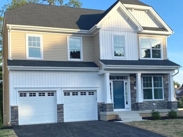 29 Misty Meadow Ln, Hamilton, NJ 08619