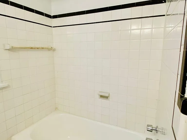 4208 Fitzhugh Avenue — Photo 30