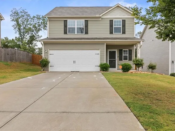 4732 Moccasin Ct, Douglasville, GA 30135