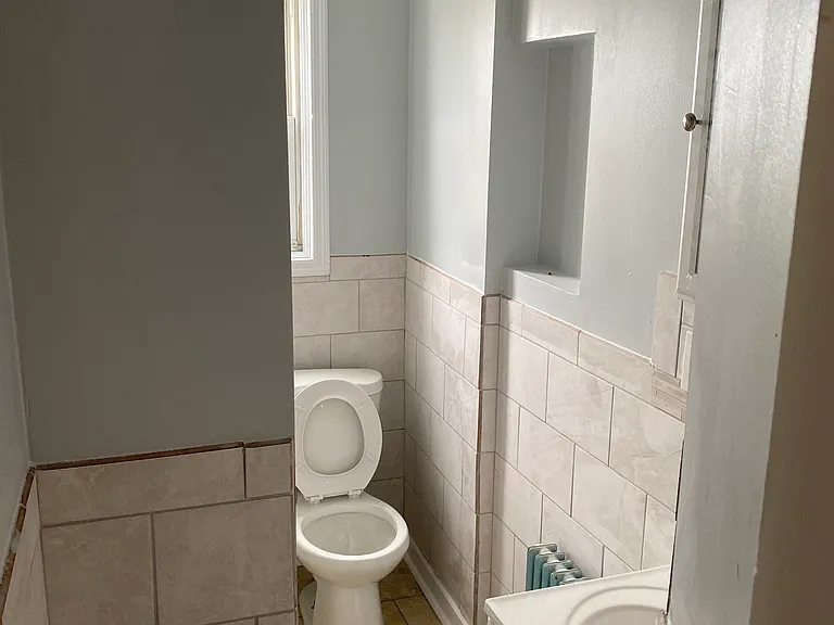 4 Brown Ave #2/3 — Photo 1