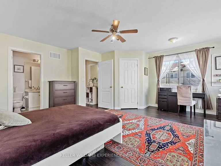 488 Yonge St #16 — Photo 7