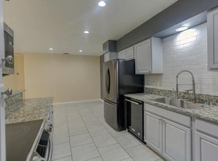 140 Date Palm Dr, Lake Park, FL 33403