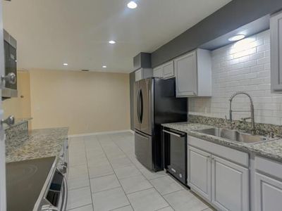 140 Date Palm Dr, Lake Park, FL, 33403