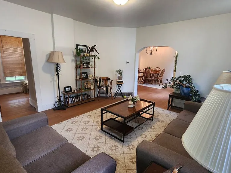 314 Olive St — Photo 3