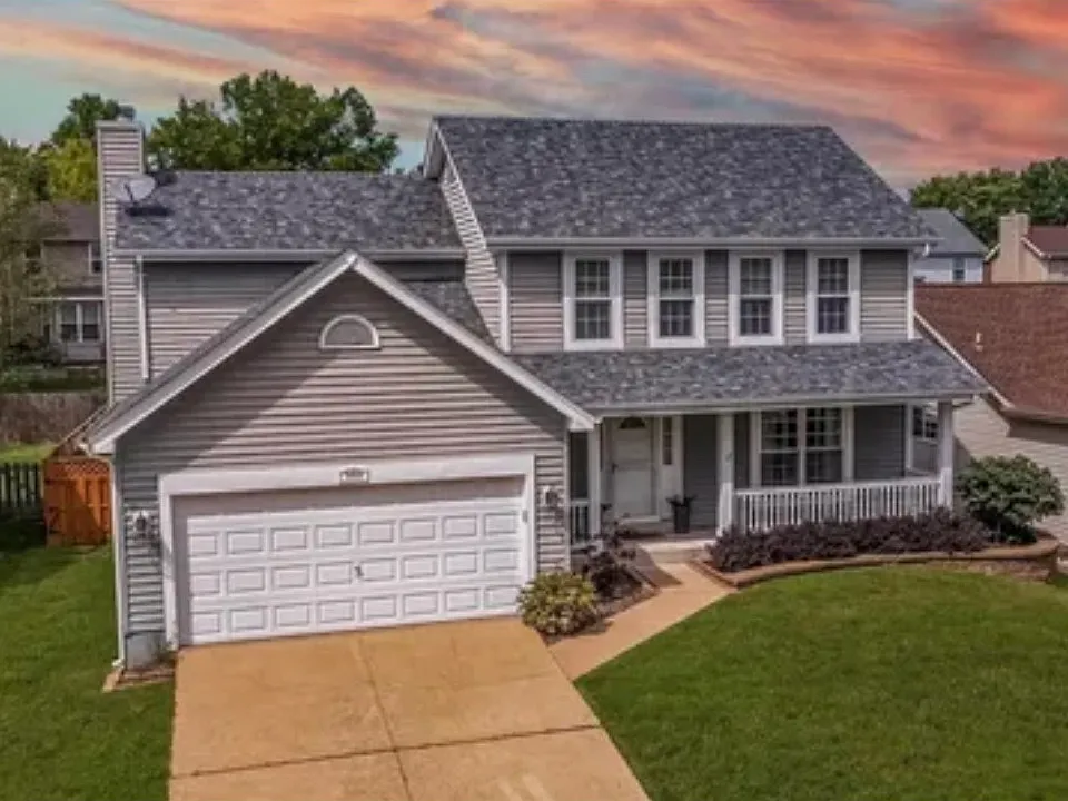 989 Oakwood Farms Ln