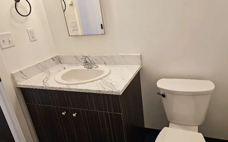 160 N 1 W — Photo 9