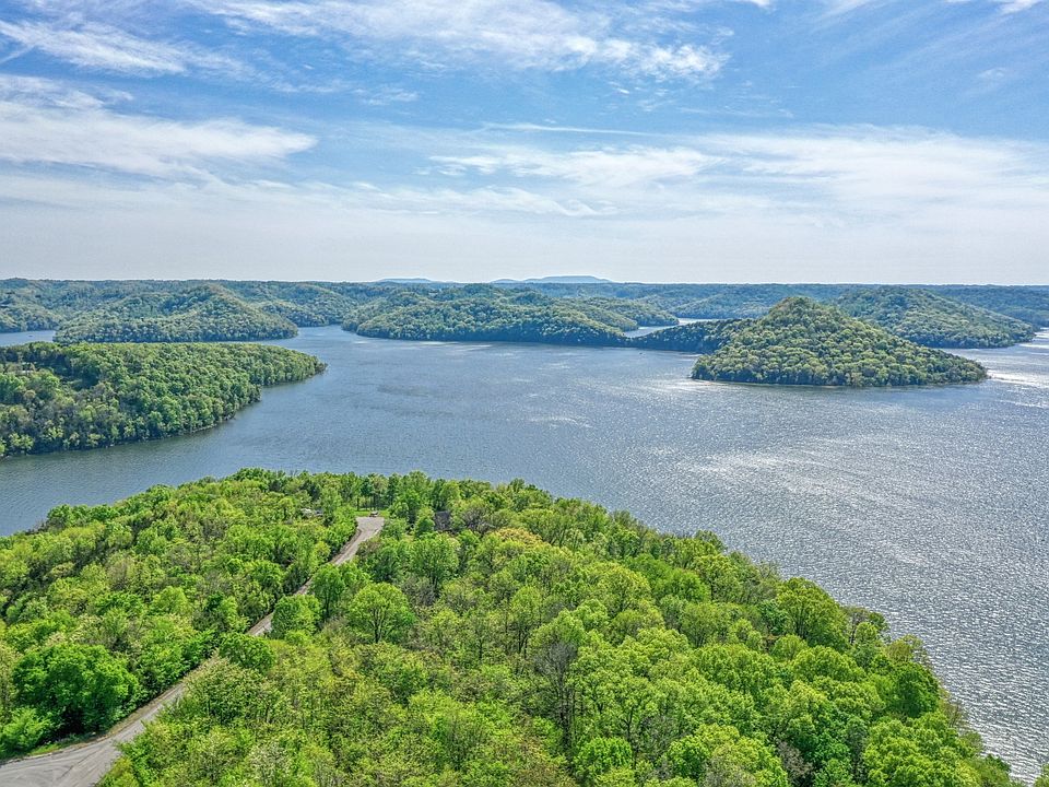 1st image of 44 Harbor Ct Lot 44