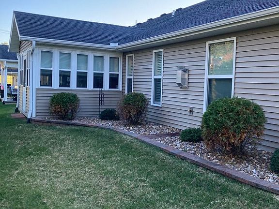 2nd image of 3112 Park Place Dr