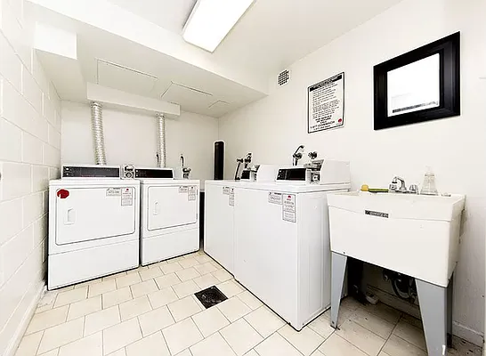 Rented by REAL New York | media 9